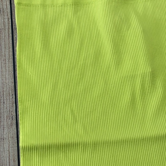 🌸 Clearance! 🌸 Strapless Bodysuit Lime Color Size M - Picture 4 of 7